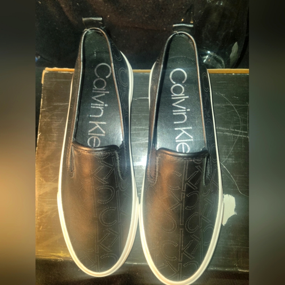 Calvin Klein Slip On Black Vallette shoes size 7.5